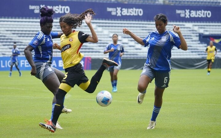 Emelec Vs Barcelona Por Segunda Fecha De La Superliga Femenina 2025. Foto: Api