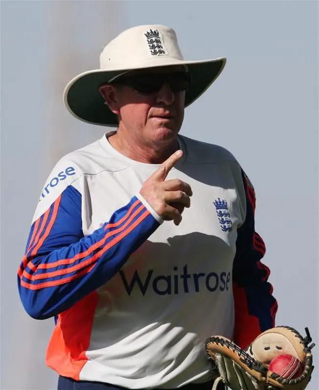 Bayliss hopes for England response