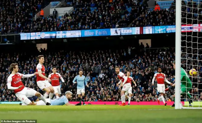 arsenal-manchester-city-alex-iwobi-sergio-aguero