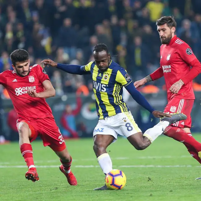 victor-moses-fenerbahce-turkish-super-lig-sivasspor