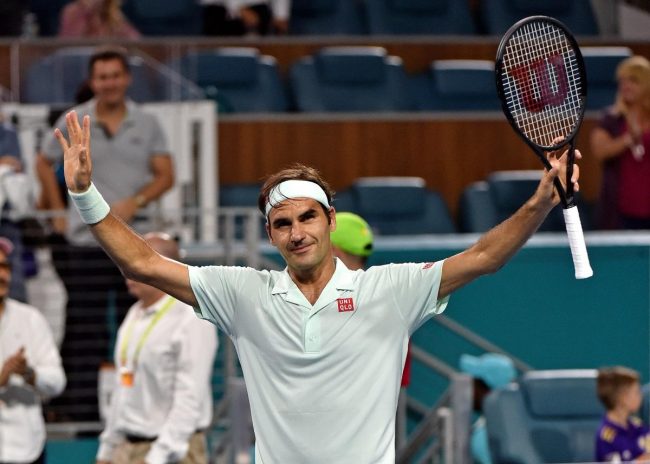 Federer eases to Miami Open title