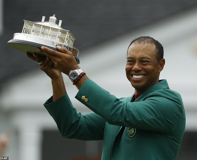 Incredible: Tiger Woods wins first major 15 years