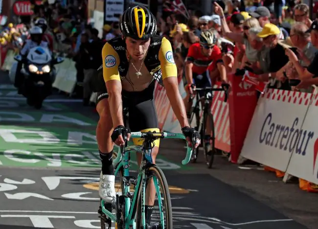 Roglic extends Giro lead