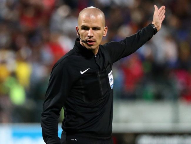 victor-gomes-referee-south-africa-afcon-2019-africa-cup-of-nations-senegal-vs-algeria