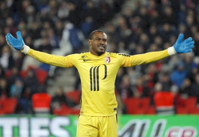 Enyeama Fails To Get Dijon Deal, To Continue Search For New Club