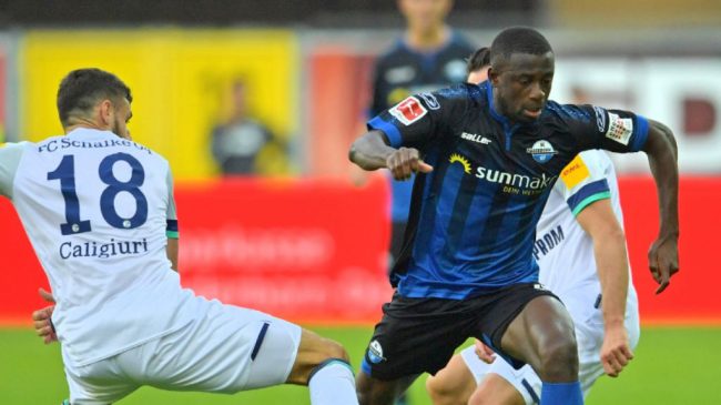 jamilu-collins-sc-paderborn-bundesliga-bayern-munich-allianz-arena