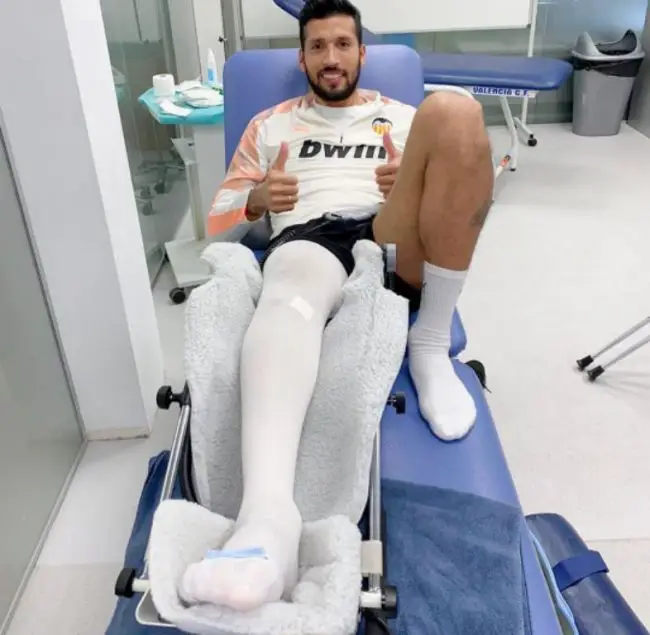 ezequiel-garay-valencia-cf-laliga-coronavirus-covid-19