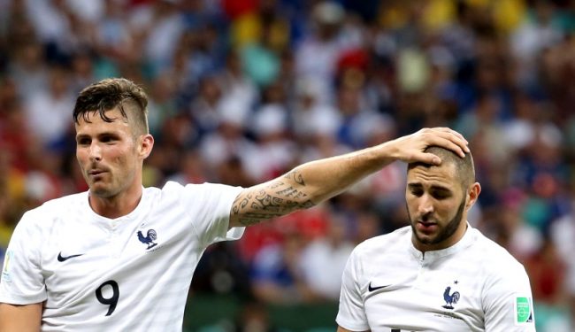 Benzema Labels Ex-Arsenal Striker Giroud An Inferior Striker