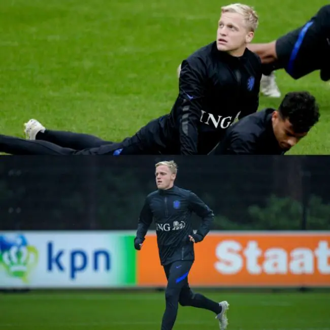 donny-van-de-beek-edwin-van-der-sar-ajax-manchester-united-premier-league