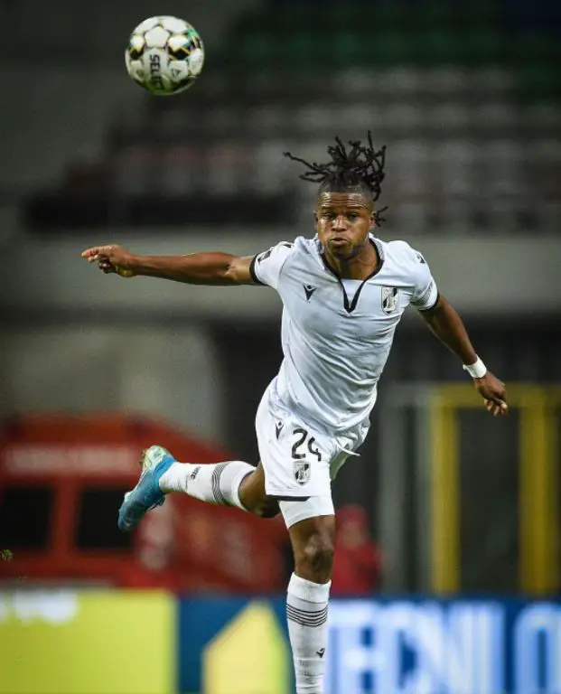 mikel-agu-vitoria-guimaraes-super-eagles-portuguese-primeira-liga