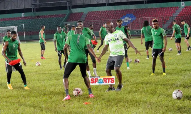 super-eagles-sunday-dare-amaju-pinnick-amauel-ogbemudia-stadium-2021-afcon-qualifiers