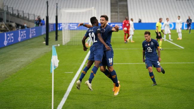 Porto Celebrate Sanusi Goal Vs Olympic Marseille