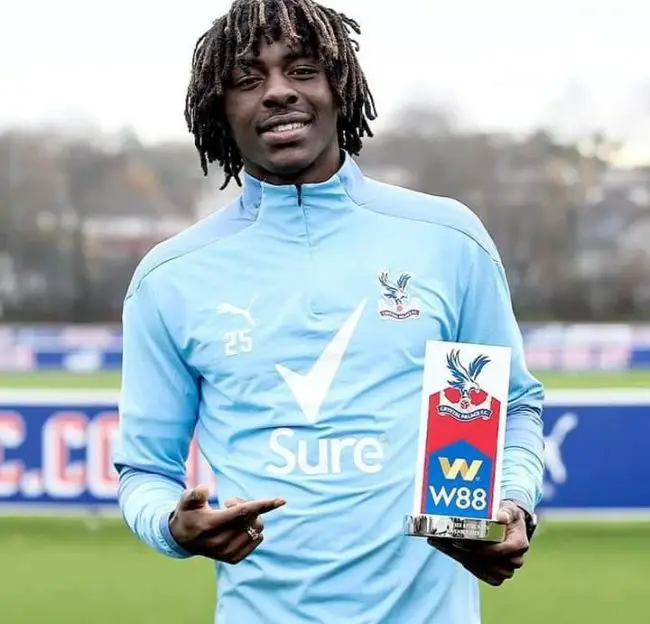 Eze Thrilled To Scoop Crystal Palace Player Of The Month Award