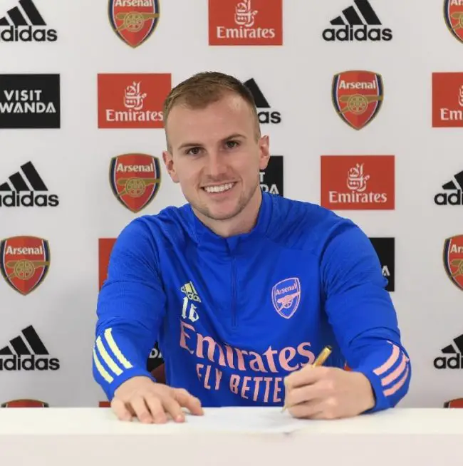 Holding Signs New Arsenal Contract