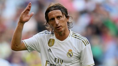 Modric Willing To Take Pay Cut To Secure Real Madrid Deal