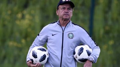 AFCON Qualifiers: Dosu Hails Rohr For Inviting Home-Based Players To Replace Foreign Based Hindered By Covid-19 Travel Ban