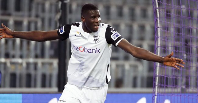 Genk Boss Van den Brom Thumbs Up Onuachu After Win Vs Anderlecht