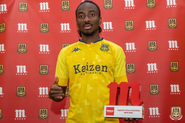 Kelechi Nwakali Wins Alcorcon Player Of The Month Award