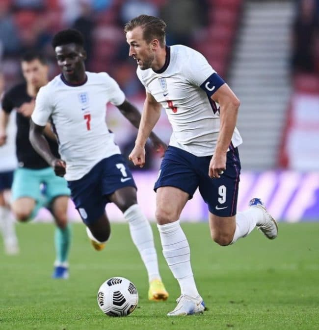 harry-kane-england-czech-republic-emile-heskey-euro-2020