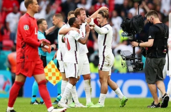 england-three-lions-ukraine-euro-2020-ray-parlour