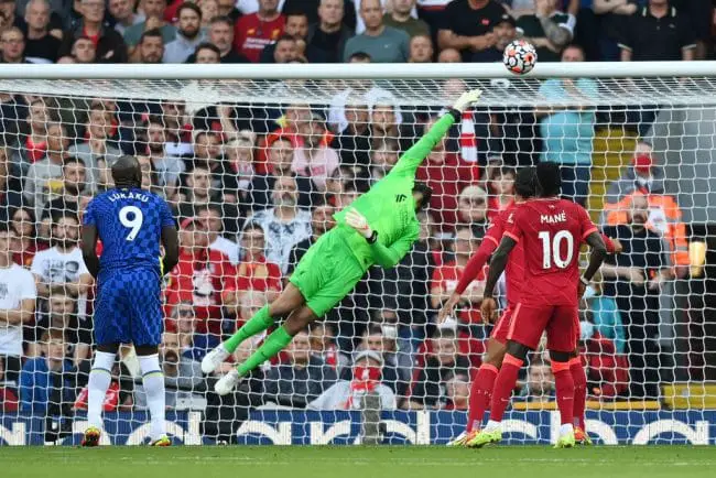 Premier League: 10-man Chelsea Hold Liverpool At Anfield