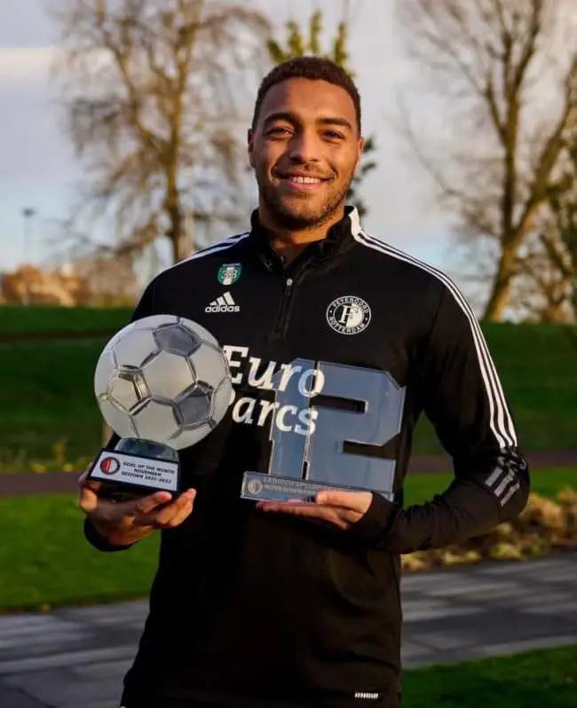 Dessers Scoops Feyenoord's POTM Award For April