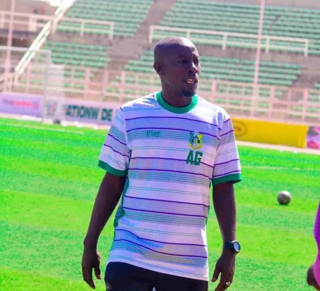 Ahmed-Garba-Yaro-Yaro-Kano-Pillars-Nigéria-Premier-Football-League-Npfl-Sani-Abacha-estádio