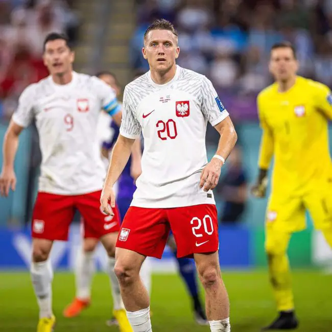 piotr-zielinski-orly-poland-qatar-2022-fifa-world-cup-argentina